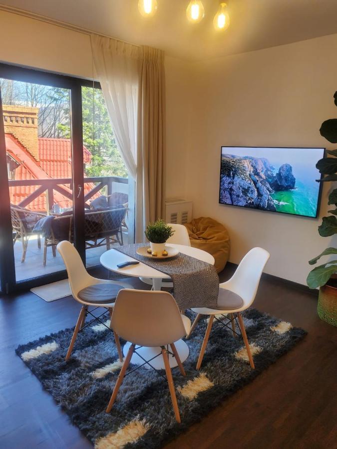 Casa Larisa - Wolves Apartment Sinaia Extérieur photo