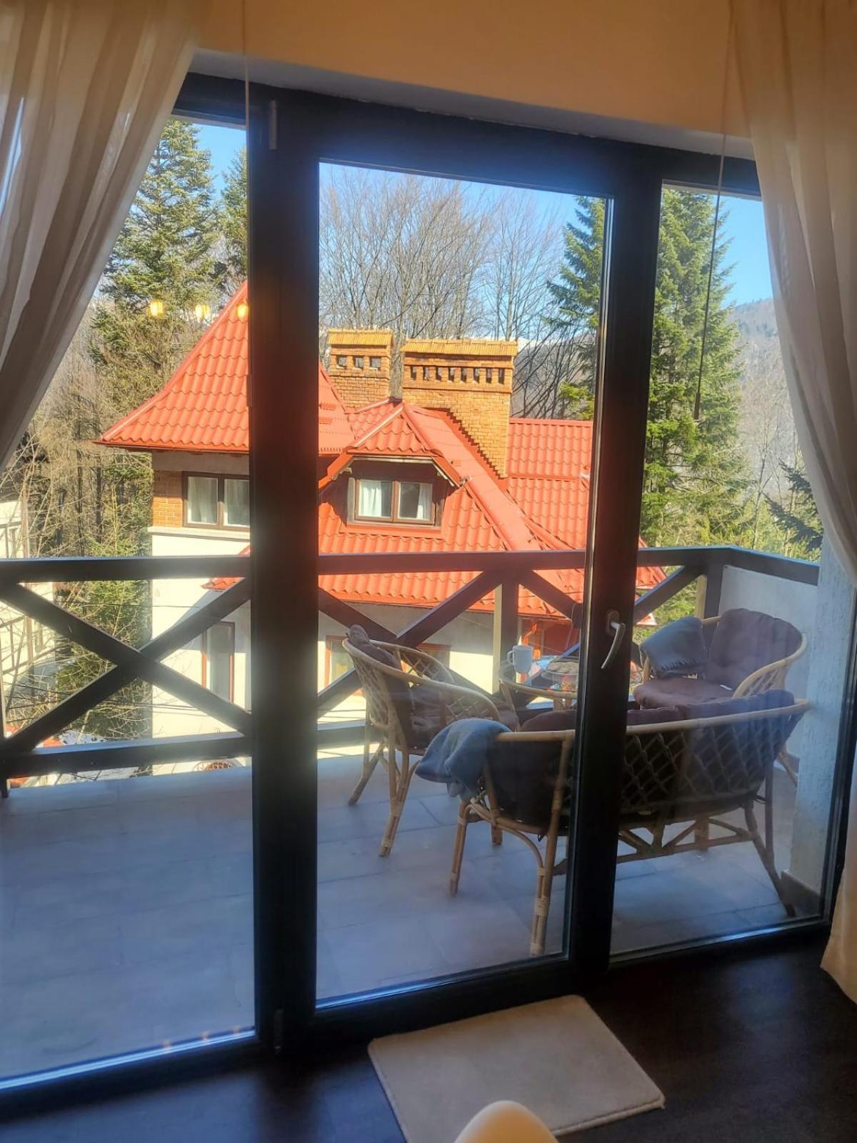 Casa Larisa - Wolves Apartment Sinaia Extérieur photo